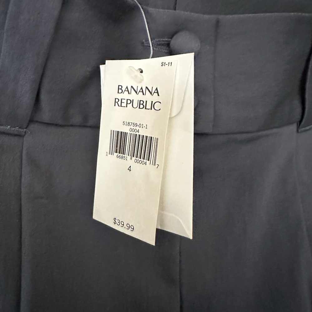 NWT Banana Republic Pencil Skirt - Lined - Picture 3 of 9